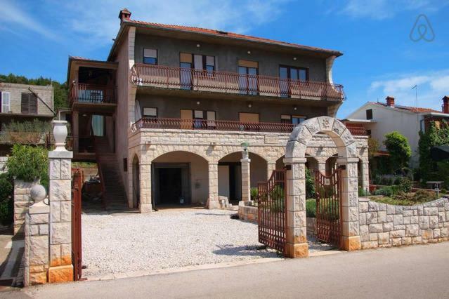 Studio Rade Stari Grad  Exterior photo